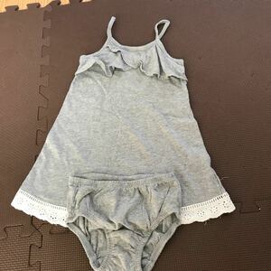 babygap ルームウェアワンピース　サイズ95 パンツセット