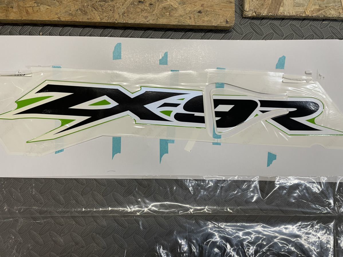 ヤフオク! -zx-9r ステッカーの中古品・新品・未使用品一覧