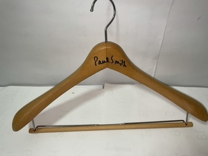  Paul Smith. with autograph hanger 