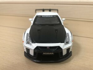 日産 GTR 1/32 ミニカー NISMO ニスモ 白 スーパーGT