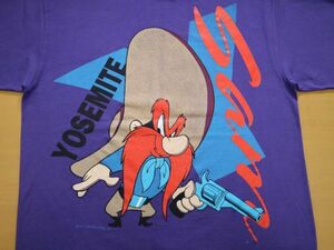 デッドストック 1wash！1993年 90's USA製 ビンテージ WARNER BROS YOSEMITE sam ルーニー・テューンズ 半袖 Tシャツ US- L //