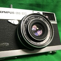 フィルムカメラ OLYMPUS 35EC フラッシュ PS100G セット ジャンク品 オリンパス 動作未確認 長期保管品 ケース付_画像3