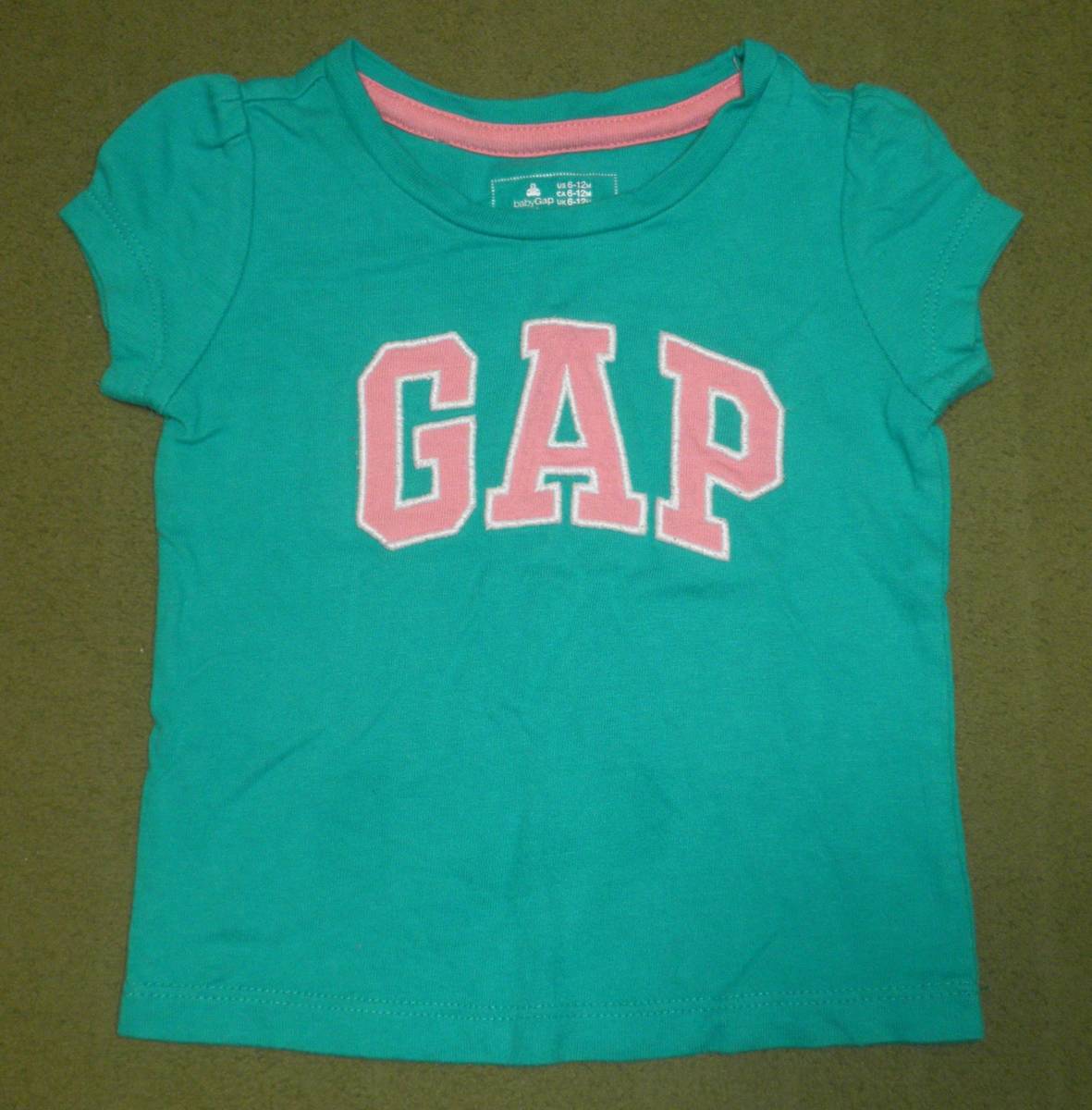 baby GAP　Ｔシャツ　７０