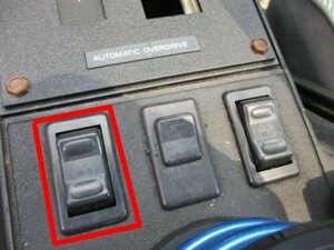 ■シボレー カマロ RS パワーウインド スイッチ 左 中古 1989年 CF24A 部品取りあり ライト ウインカー ワイパー エアコン Z28 IROC-Z■