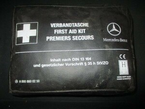 ■ベンツ W124 救急セット 未使用 A0008600250 A0008650850 部品取あり 救急箱 ファーストエイドキット First Aid Kit W123 W116 W126 ■