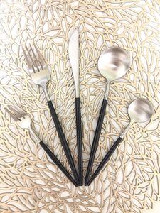 北欧カトラリーデザートセット 全8色 ♯インスタ映え♯Cutipol Goa♯