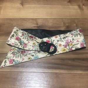 ページボーイ 花柄ベルト リバーシブル