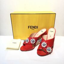 FENDI フェンディ サンダル ミュール　エナメル チャンキーヒール　フラワーモチーフ　花 スタッズ レッド 23.5cm 483372_画像1