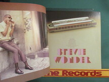 ★ Stevie Wonder ： Lookin' Back 3LP ☆ Motown BEST / Finger Tips / Uptight / Signed, Sealed, Delivered / 落札5点で送料無料_画像5