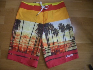 送料込 新品 OAKLEY オークリー サーフパンツ サイズ30 CALIFORNIA BOARDSHORT 21 INCHES 送料無料