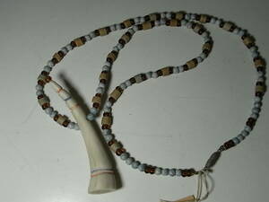 USA YAQUI-INDIANyaki group DEER HORN&BEADS deer. angle & beads necklace America Mexico neitib Indian to rival spilichua lure to