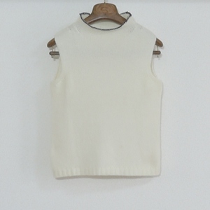 美品 クレージュ courreges カシミア 100% ノースリーブ ボトルネック ハイネック ニット セーター 9R トップス ホワイト 5902