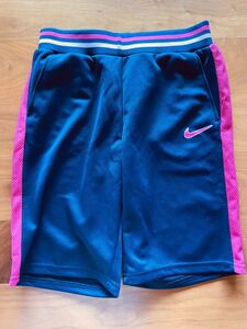 NIKE ナイキ ハーフパンツ ドライフィット レディース ピンク