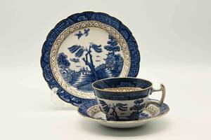 0341-4　西洋陶磁器　トリオ　A.G.H.J Wilton Pottery　Real Chinese Willow　1923-1934　チャイニーズウイロー　イギリス