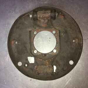 NO.2133 air cooling VW Volkswagen Type 1 Karmann-ghia '68-ON drum brake backing plate rear left back plate 