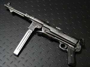 【蔵出2】1/6ドールパーツ：DRAGON製 WWII ドイツ軍 MP40短機関銃【 長期保管・ジャンク扱い品 】