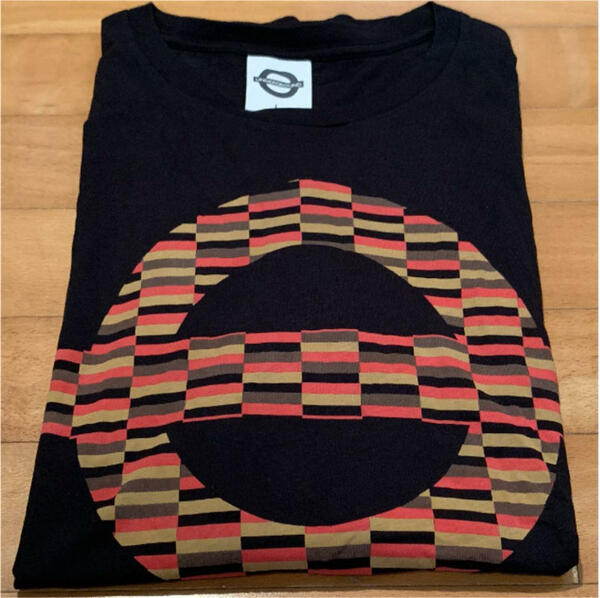 ROUNDEL by LONDON UNDERGROUND MOQUETTE ROUNDEL SS TEE ラウンデル ロンドン Tシャツ 黒 L air max 90 1 nike ナイキ ブラック black