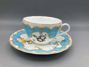  beautiful goods Royal Worcester cup & saucer frill flower Sakura saw ① Primula cup and saucer 