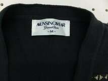 〈送料280円〉MUNSINGWEAR マンシングウェア ゴルフ レディース ロゴ 編み柄 日本製 綿・アクリル Vネックニットベスト M 紺_画像2