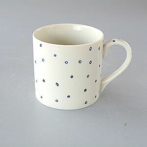 Art hand Auction Mug Classique Blanc À Pois Peint À La Main, Ustensiles à thé, Tasse, Céramique
