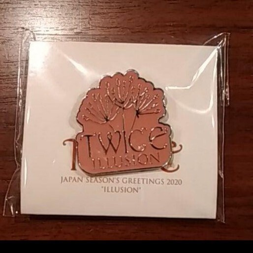 TWICE　シーグリ　ピンバッジ　新品未開封　ピンバッチ