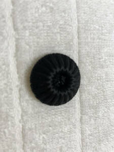 3256　約25㍉　黒　 ボタン １個セット　ビンテージ　 未使用品　手芸　裁縫　おしゃれ　ハンドメイド　DIY　リメイク