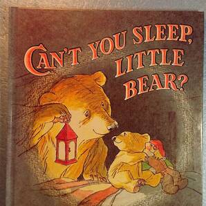 英語/絵本「Can't You Sleep, Little Bear? ねむれないの？ちいくまくん」Martin Waddell