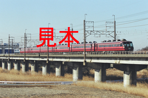 鉄道写真、35ミリネガデータ、124713250010、EF65＋14系（ゆとり）（後追い撮影）、JR武蔵野線、西浦和～北朝霞、2001.02.15（3005×1992）