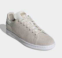 新品 未使用 adidas originals スタンスミス Stan Smith ベージュ コーデュロイ ゴールド ロゴ トレフォイル オリジナルス_画像4