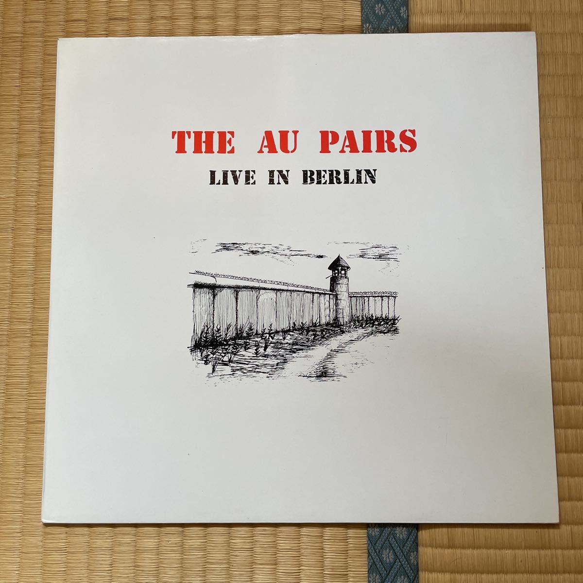ヤフオク! -「au pairs」(音楽) の落札相場・落札価格