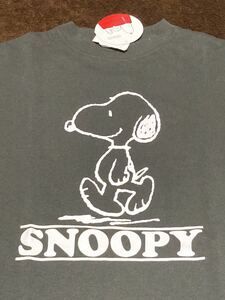 【Mサイズ】新品 PEANUTS スヌーピー tシャツ snoopy スヌーピー タグ付き ピーナッツ ヴィンデージ風 半袖Tシャツ チャーリーブラウン b