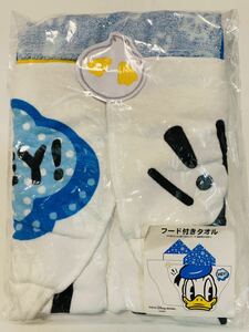 with a hood . towel hood towel Donald Duck face Tokyo Disney resort limitation Disney goods . earth production 