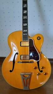 Gibson super 400!