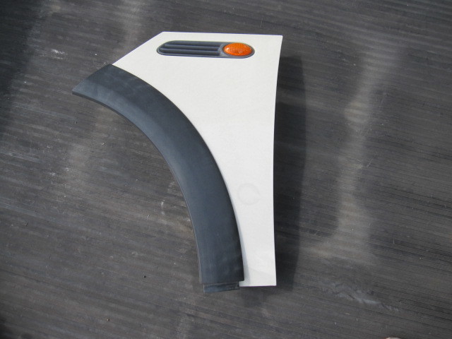 ＢＭＷミニクーパー GH-RA16 左フェンダー