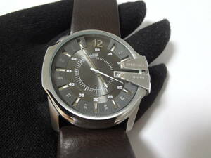 ディーゼル DIESEL マスターチーフ デイト DZ1206 茶革ベルト 腕時計 展示未使用品