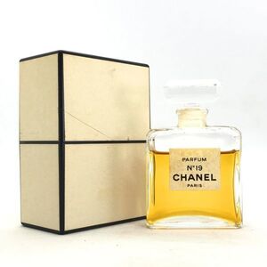 CHANEL シャネル No.19 パルファム 14ml ☆残量たっぷり　送料350円..