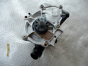 * Audi TT 8S water pump 3 ten thousand Km rom and rear (before and after) *