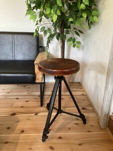 欅無垢材　三脚テーブル　アウトドア　キャンプ木製スツール
