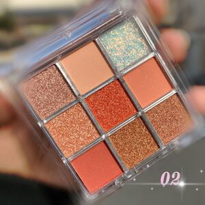 9色アイシャドウパレット 韓国中国メイク グリッター ぴえんアイ02