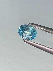 [ see cut . goods ] blue zircon loose 0.63ct KS500-516 maximum class discounted 