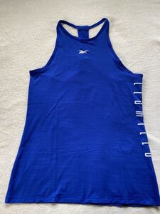 完売L レスミルズ【2020秋冬】レズミルズ LM AC Graphic Tank グラフィック タンク Reebokリーボック レスミルズ コンバット アタック 美品