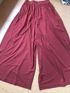 ガウチョパンツ ワイドパンツ ウエストゴム ユニクロ
