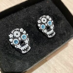 TATTYDEVINE タティーディバイン　SUGAR SKULL CUFFLINKS カブスボタン　ユニセックス