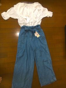 フリルトップス&ワイドデニムパンツ★新品★
