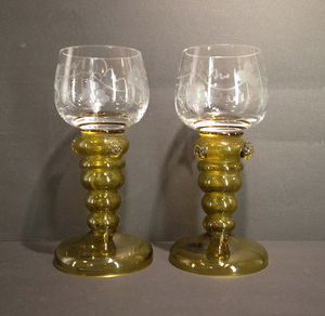 ドイツ伝統のワイングラス / アンテーク（19世紀）・レーマーグラス　2客セット★葡萄彫刻・即決
