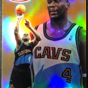 激レア！ Shawn Kemp ＜ 99-00 Topps Gold Label Class 3 Red Label ＞ 25枚限定 パラレルの画像1