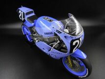 フジミ製 1/12 YAMAHA YZF750 TECH21 1987年鈴鹿8耐仕様 塗装済み完成品_画像7