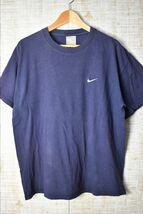 ☆US古着 NIKE ナイキ Tシャツ ロゴ刺繍 ネイビー紺【L】コットン　　　　　◆3077◆_画像2