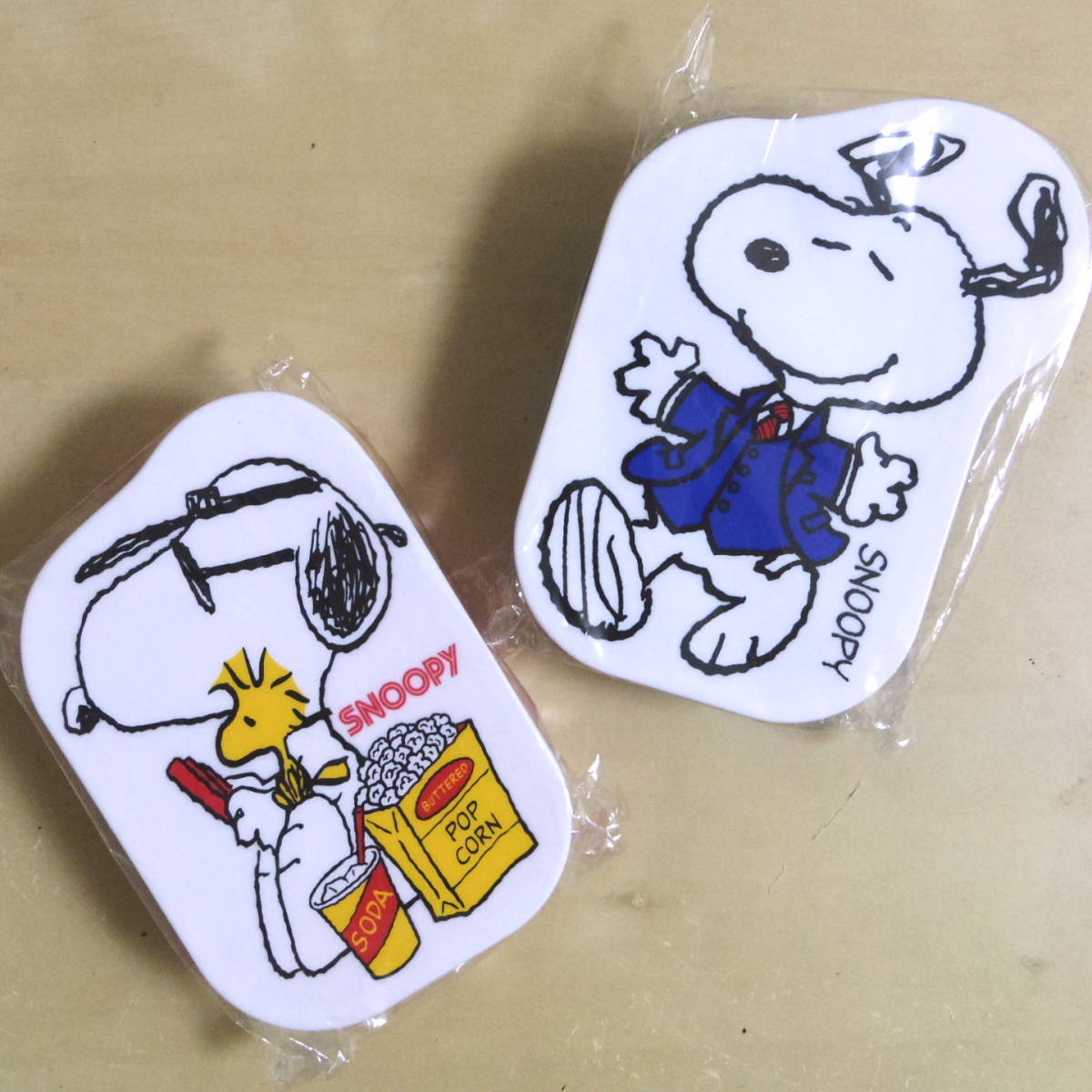 SNOOPY スヌーピー マルチ容器 赤 青