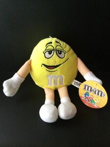 m&m's( M and M z) мягкая игрушка / куклы герои / желтый ( маленький )